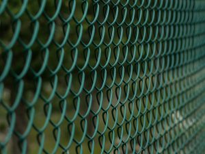 fence-1161128_640